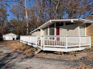 1261 Marsh Ave, Ballwin, MO 63011