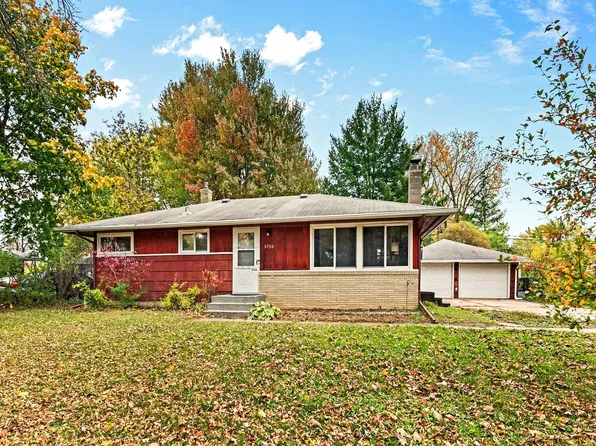 3730 Cranbrook Dr, White Bear Lake, MN 55110