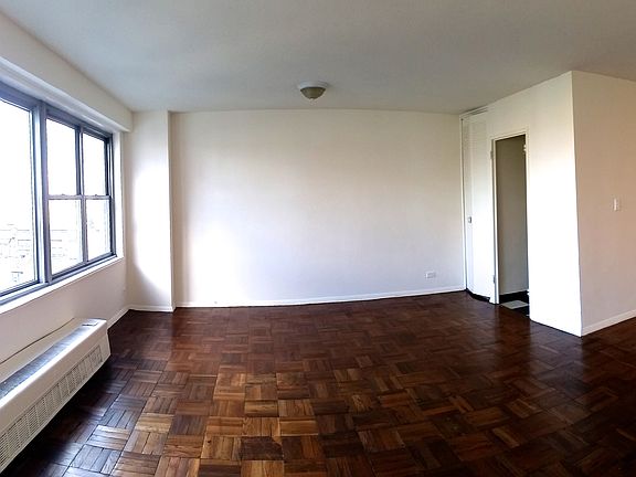 2nd image of 15 W 72nd St APT 22A