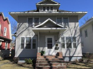 917 Belmont Rd, Grand Forks, ND 58201