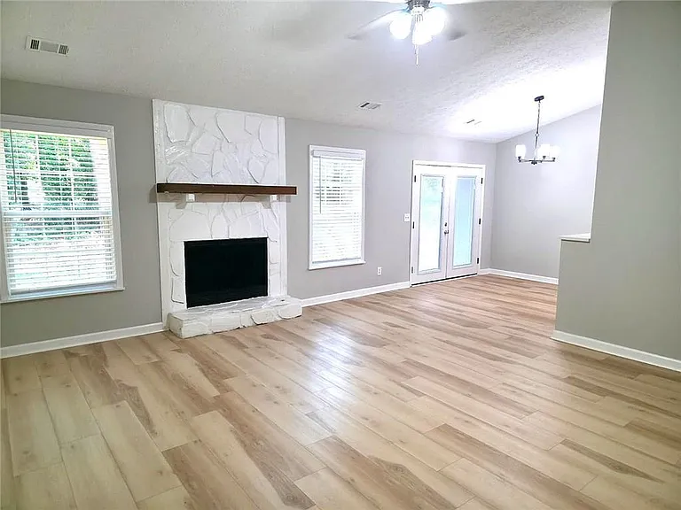3382 Tia Trce NW — Photo 3