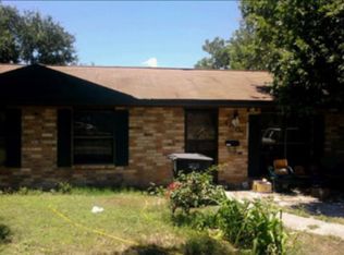 400 Bohme St, Uvalde, TX 78801