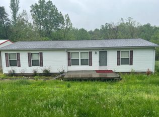 4704 S Mount Zion Church Rd, Pekin, IN 47165