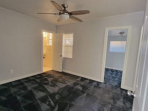 5th image of 3105 1/2 Broadway Ave