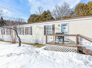 597 Hemlock Rd, Saint George, VT 05495