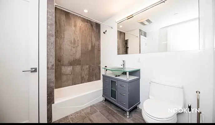 Rented by Nooklyn NYC LLC | media 27