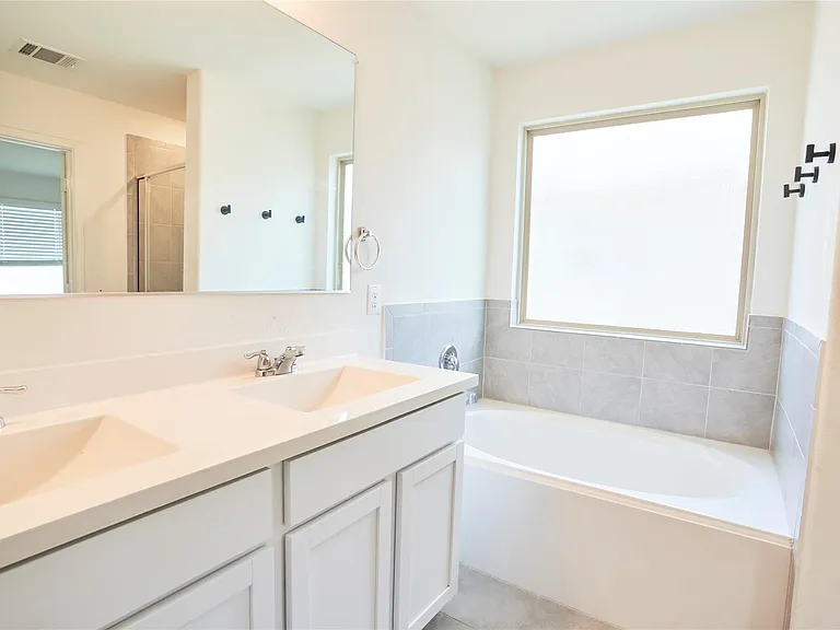 105 Comet Dr — Photo 8