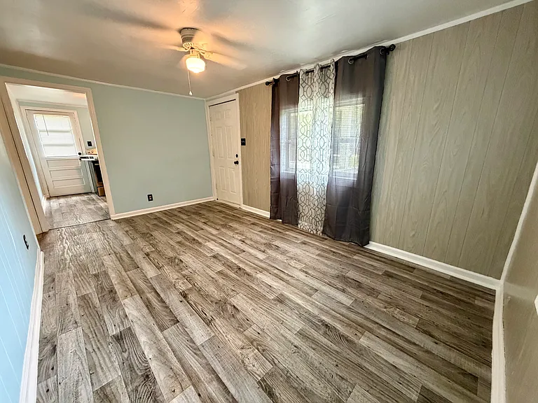 1625 Old Bainbridge Rd — Photo 5