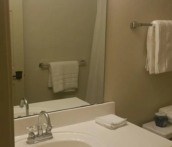 913 Prestwood Dr #E — Photo 5