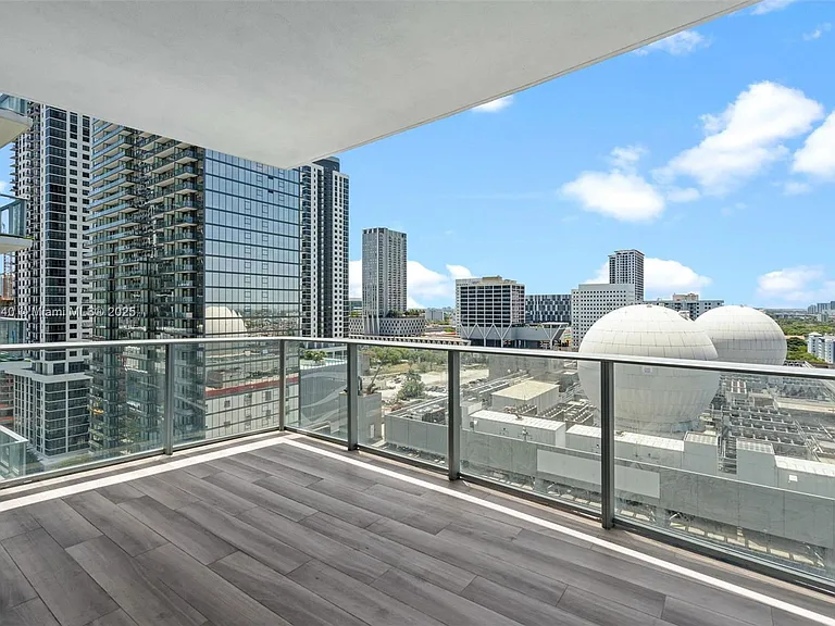 851 NE 1st Ave #1506 — Photo 31