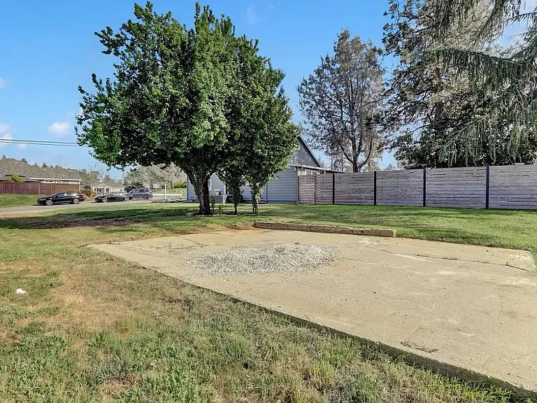 190 Upper Slate Creek Rd — Photo 8
