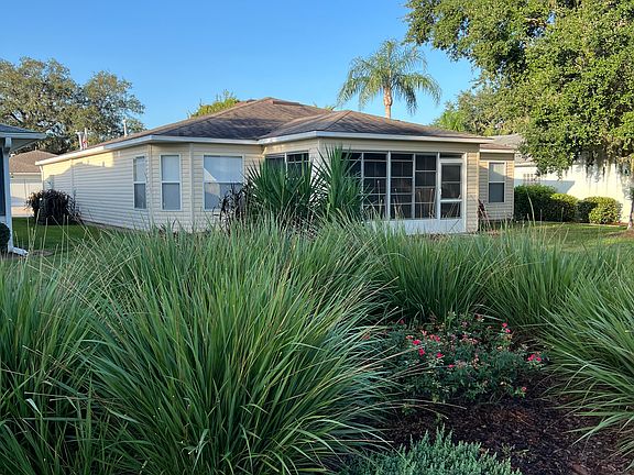 2nd image of 807 Old Oaks Ln
