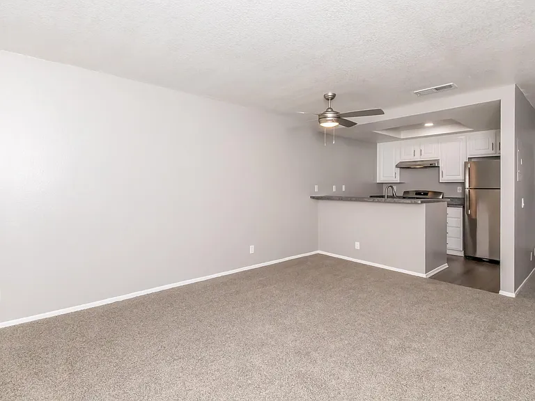 Palm Court Apartment Homes — Photo 21
