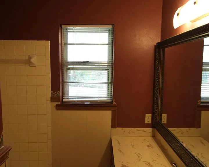 1536 Crockett Dr — Photo 20