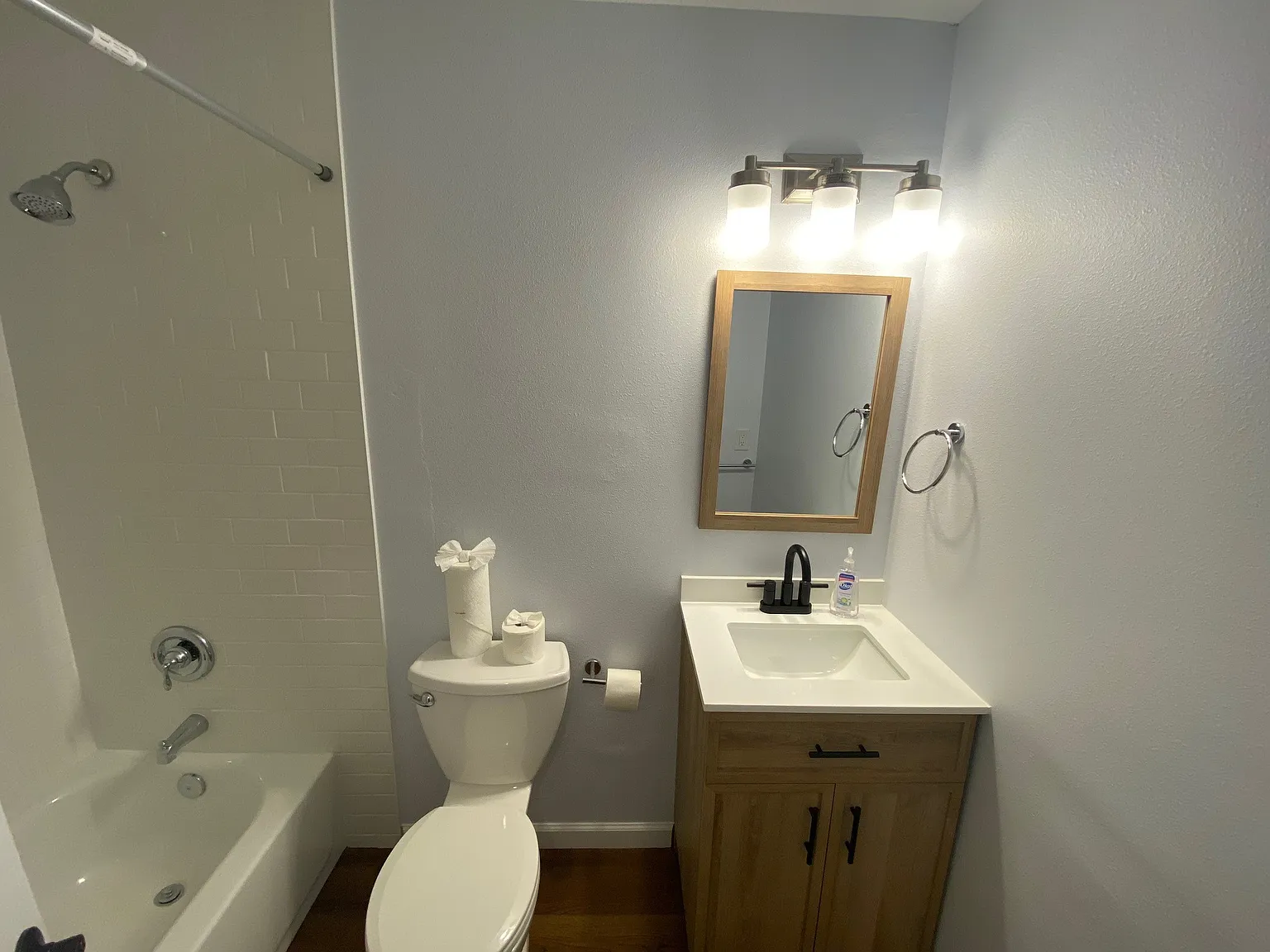 3 bed, 1245 sqft, $1,850 — Photo 3