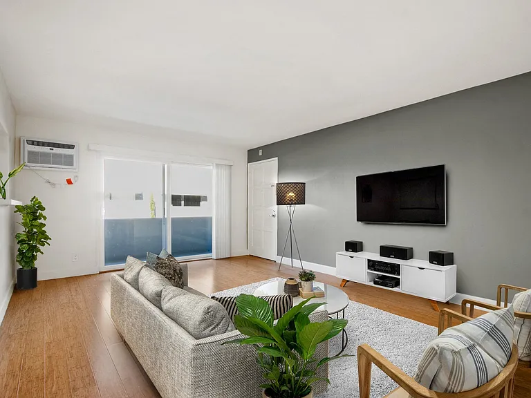 9600 Lucerne Ave — Photo 21