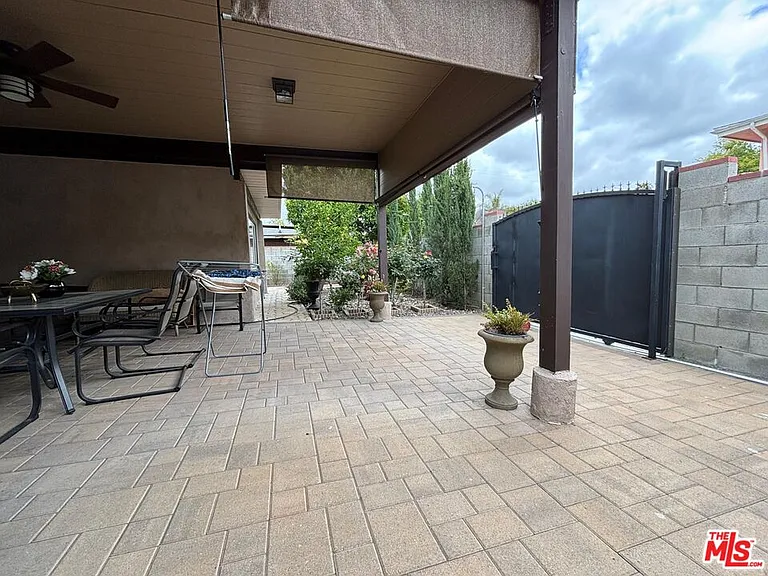 6550 Van Noord Ave — Photo 31