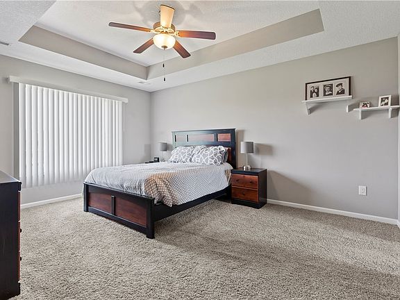 3rd image of 505 SE 14th St