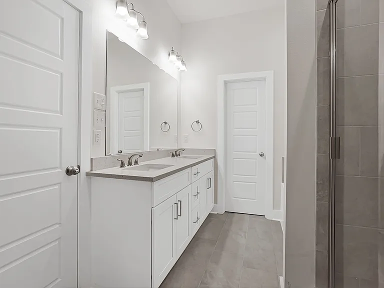 9534 Creekview Dr — Photo 14