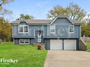 6727 Manchester Ave, Kansas City, MO 64133