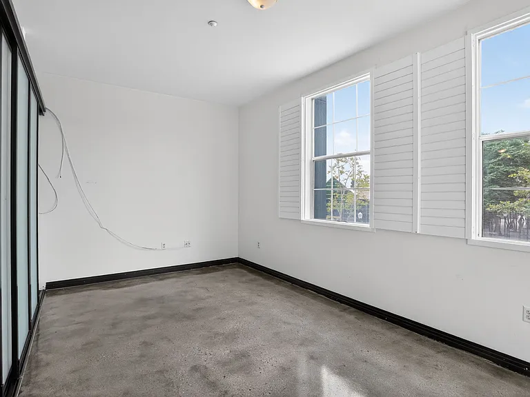485 W Center Street Promenade — Photo 4
