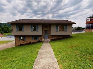 11 Regal Oaks, Barboursville, WV 25504