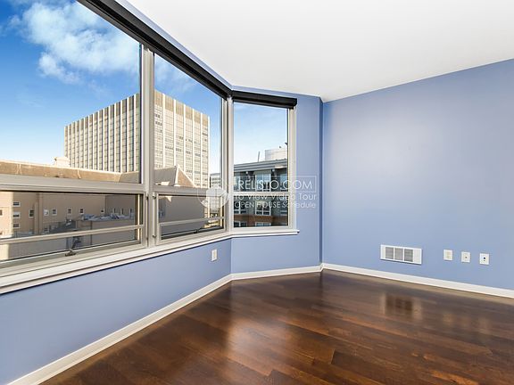 4th image of 750 Van Ness Ave Unit 701