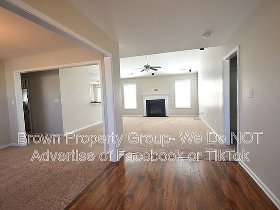 2nd image of 2044 Yellowbrick Rd
