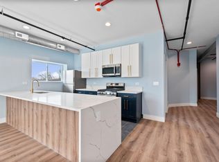 9909 Roosevelt Rd #3, Westchester, IL 60154