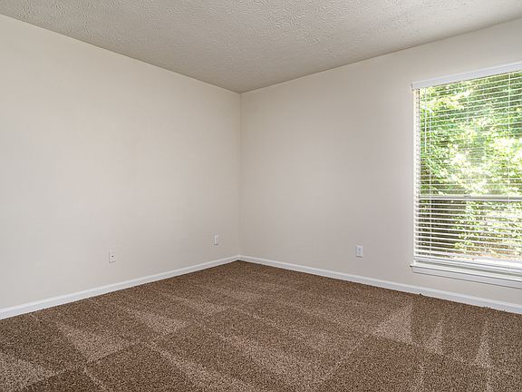 3rd image of 1401 Knight Way #1401