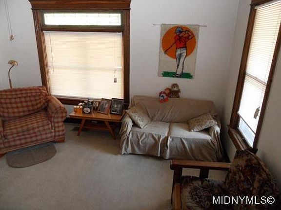 5th image of 506 Willow Ave