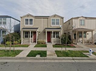 2548 N Village Dr, Santa Rosa, CA 95403