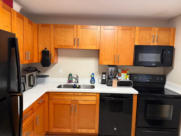 5515 Lakewood Cir N #125 — Photo 5