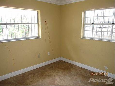 5th image of 4961 NW 198th St