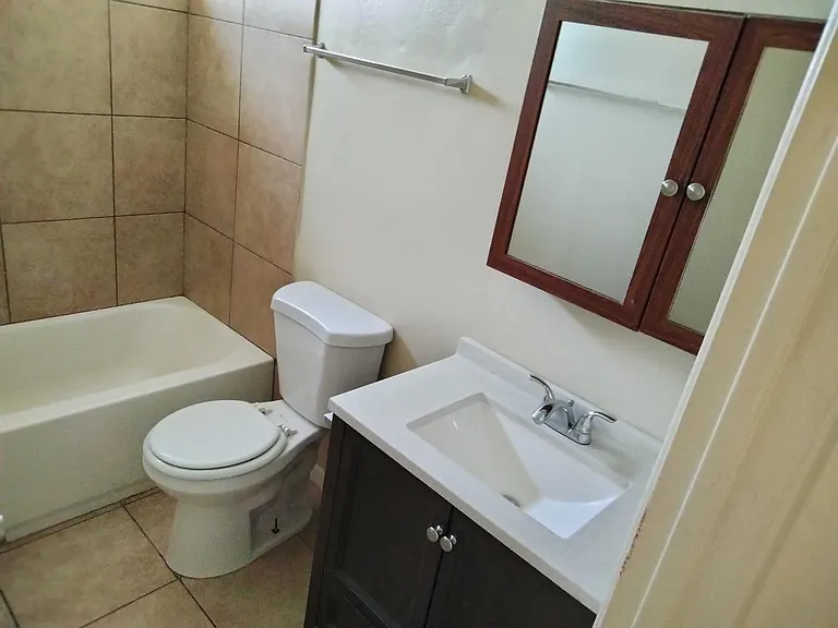 446 E Calle Arizona #3 — Photo 8