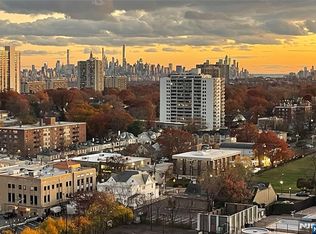 2100 Linwood Ave APT 18N, Fort Lee, NJ 07024