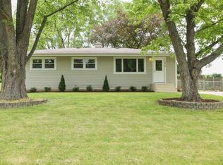 1510 N Ramble Rd, McHenry, IL 60050