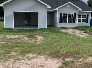 4027 Meadow Cir, Blackshear, GA 31516