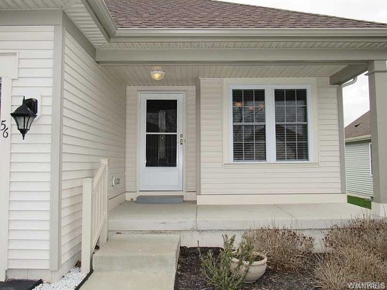 1st image of 56 Hickory Grove Ln