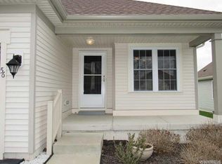56 Hickory Grove Ln, Buffalo, NY 14227