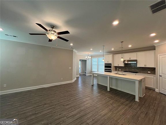 2nd image of 2005 River Bend Way