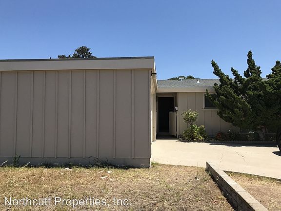 2nd image of 2661 Harcourt Dr