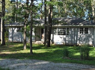 95 Lincoln Rd, Medford, NY 11763