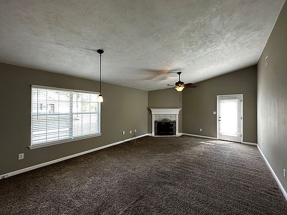 4th image of 8479 Hannary Dr