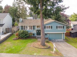 233 SW 325th Pl, Federal Way, WA 98023