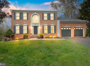 6 Riviera Ct, Silver Spring, MD 20904