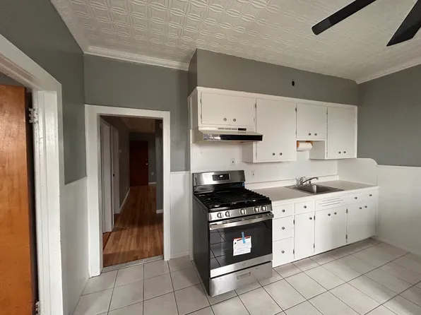 1215 78th Street image 7 of 12