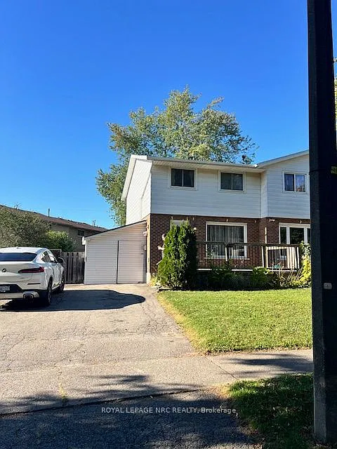 3 bed, $2,200 — Photo 1