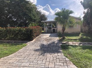 10457 S 228th Ln, Boca Raton, FL 33428