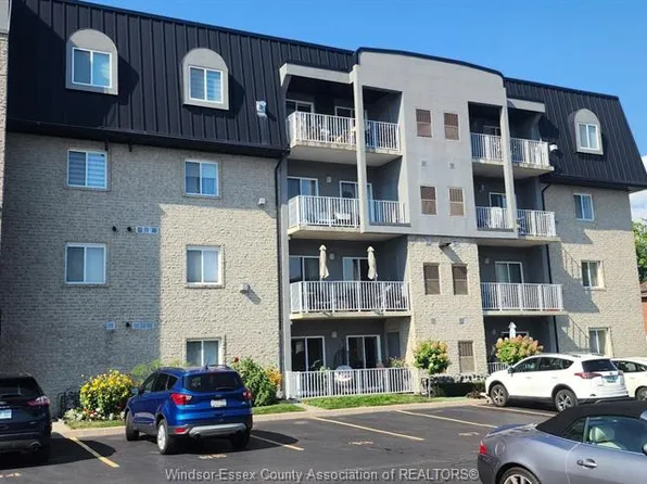 6055 Ellis St #403, Lasalle, ON N9H 2P8